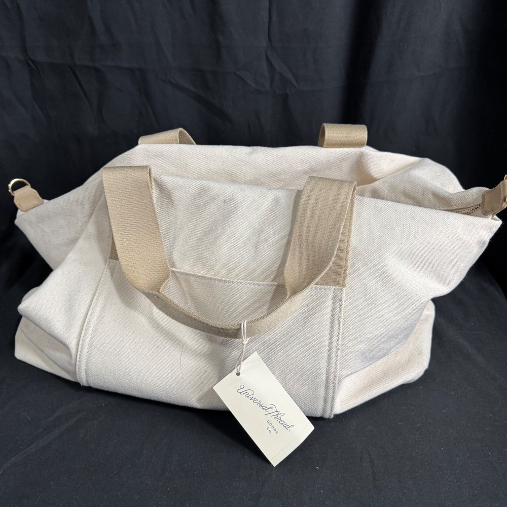Universal Thread Foundational Weekender Bag - Picture 7 of 8